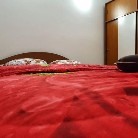 Titian'S Cozy Apartment 锡比乌 外观 照片